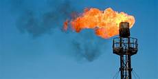 Gas